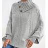 Poncho de lana gris de cuello alto